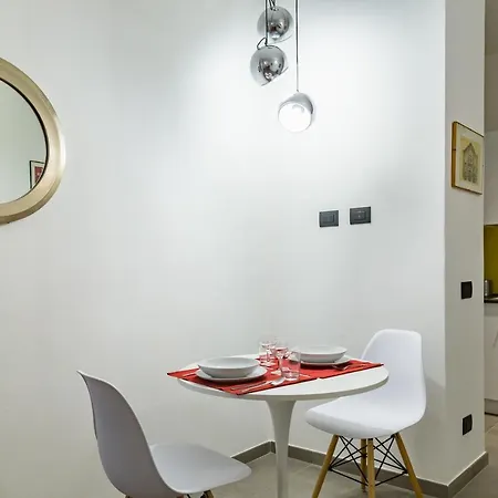 Il Falconiere - By Host4u Apartamento Pavía